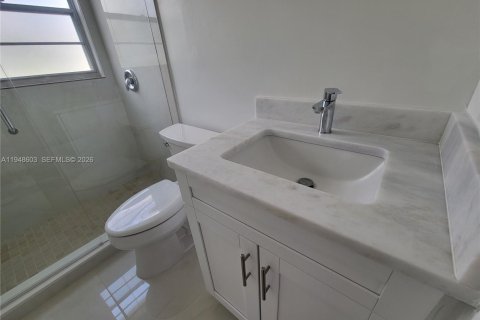 Снять в аренду кондоминиум в Бока-Ратон, Флорида 2 спальни, 78.04м2, № 2004441 - фото 17