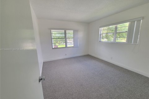 Снять в аренду кондоминиум в Бока-Ратон, Флорида 2 спальни, 78.04м2, № 2004441 - фото 18