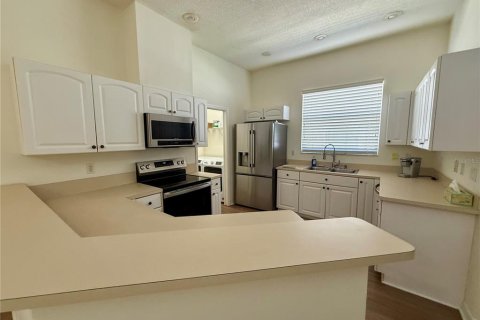 Villa ou maison à vendre à New Port Richey, Floride: 4 chambres, 187.11 m2 № 1893987 - photo 14
