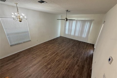 Villa ou maison à vendre à New Port Richey, Floride: 4 chambres, 187.11 m2 № 1893987 - photo 6