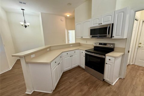 Villa ou maison à vendre à New Port Richey, Floride: 4 chambres, 187.11 m2 № 1893987 - photo 13