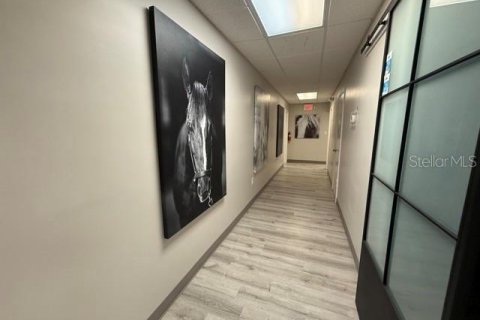 Снять в аренду коммерческую недвижимость в Окала, Флорида 232.26м2, № 1675017 - фото 12