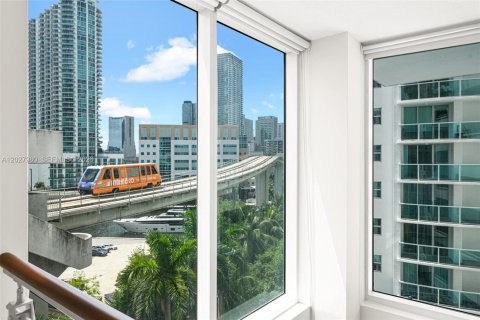 Copropriété à louer à Miami, Floride: 2 chambres, 117.71 m2 № 2154894 - photo 20