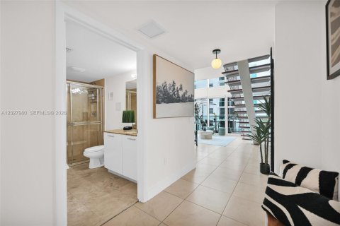 Copropriété à louer à Miami, Floride: 2 chambres, 117.71 m2 № 2154894 - photo 28