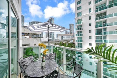 Copropriété à louer à Miami, Floride: 2 chambres, 117.71 m2 № 2154894 - photo 4