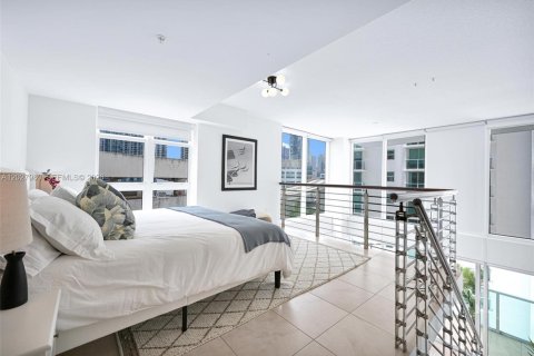 Copropriété à louer à Miami, Floride: 2 chambres, 117.71 m2 № 2154894 - photo 19