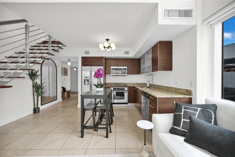 Copropriété à louer à Miami, Floride: 2 chambres, 117.71 m2 № 2154894 - photo 9
