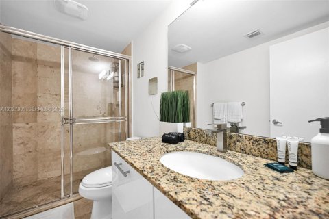 Copropriété à louer à Miami, Floride: 2 chambres, 117.71 m2 № 2154894 - photo 30