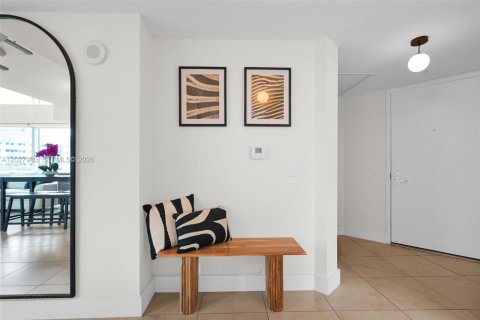 Copropriété à louer à Miami, Floride: 2 chambres, 117.71 m2 № 2154894 - photo 26