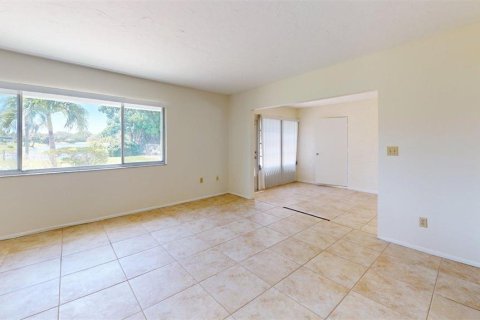 Villa ou maison à louer à Sarasota, Floride: 2 chambres, 123.75 m2 № 2308242 - photo 18