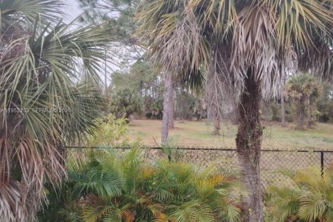 Terreno en venta en Clewiston, Florida № 2054368 - foto 2