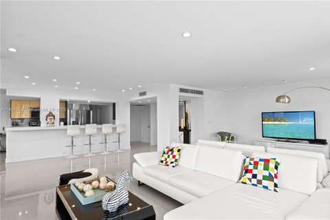 Condominio en venta en Hollywood, Florida, 3 dormitorios, 174.38 m2 № 1893126 - foto 6