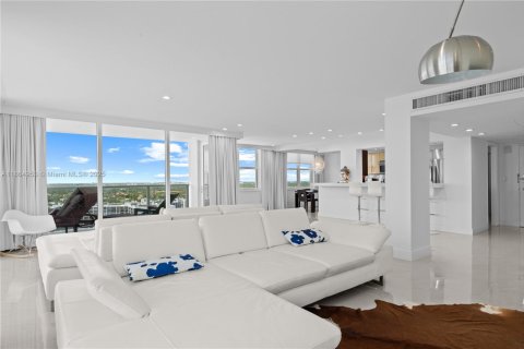 Condominio en venta en Hollywood, Florida, 3 dormitorios, 174.38 m2 № 1893126 - foto 3