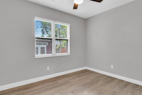 Villa ou maison à louer à Tampa, Floride: 3 chambres, 112.88 m2 № 1816910 - photo 22