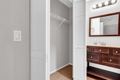 Villa ou maison à louer à Tampa, Floride: 3 chambres, 112.88 m2 № 1816910 - photo 18