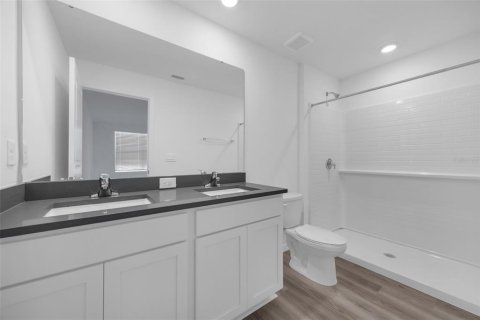 Townhouse in Ruskin, Florida 3 bedrooms, 136.01 sq.m. № 2393439 - photo 21