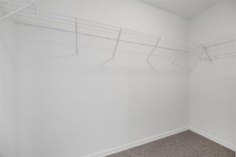 Townhouse in Ruskin, Florida 3 bedrooms, 136.01 sq.m. № 2393439 - photo 19