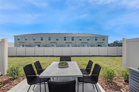 Townhouse in Ruskin, Florida 3 bedrooms, 136.01 sq.m. № 2393439 - photo 28