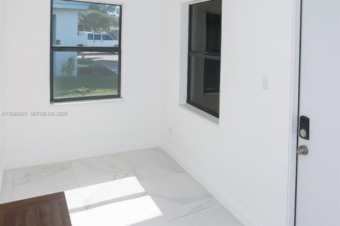 House in Fort Lauderdale, Florida 3 bedrooms, 97.55 sq.m. № 2153704 - photo 6