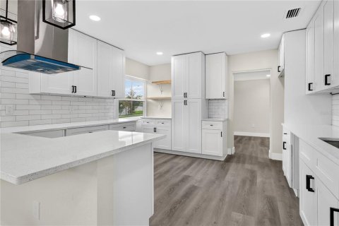Купить коммерческую недвижимость в Винтер-Парк, Флорида 5 спален, 229.65м2, № 2135449 - фото 5