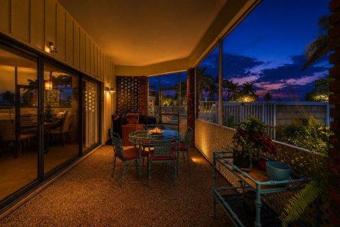 Condo in Atlantis, Florida, 2 bedrooms  № 2146745 - photo 3