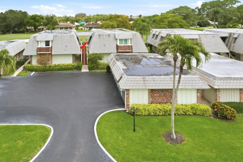 Condo in Atlantis, Florida, 2 bedrooms  № 2146745 - photo 30