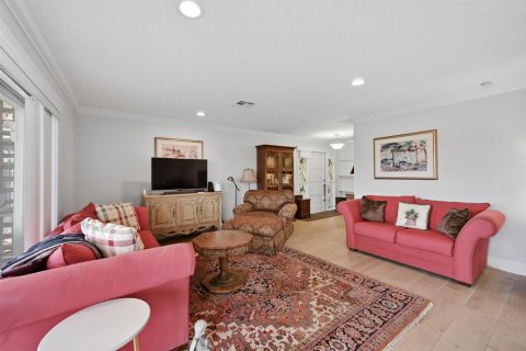 Condo in Atlantis, Florida, 2 bedrooms  № 2146745 - photo 12