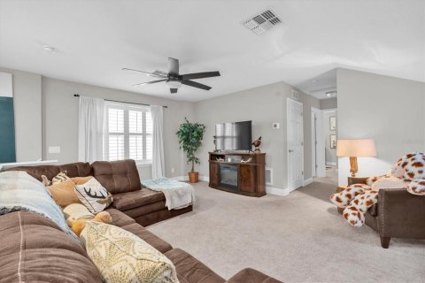 Villa ou maison à vendre à Odessa, Floride: 3 chambres, 198.9 m2 № 2400062 - photo 10