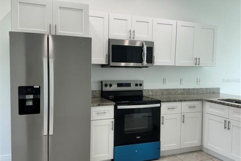 Appartement à louer à Kissimmee, Floride: 3 chambres, 122.17 m2 № 1826545 - photo 9