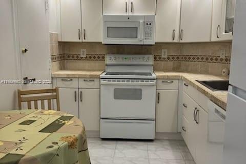 Condominio en alquiler en Sunny Isles Beach, Florida, 1 dormitorio, 70.79 m2 № 2009867 - foto 8