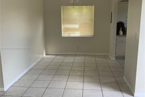 Copropriété à louer à Wellington, Floride: 3 chambres, 98.2 m2 № 1807880 - photo 3