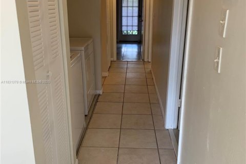 Condo in Wellington, Florida, 3 bedrooms  № 1807880 - photo 4