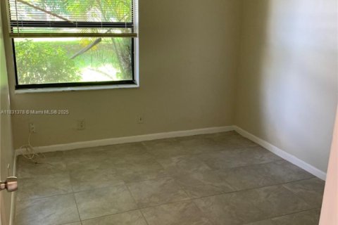 Copropriété à louer à Wellington, Floride: 3 chambres, 98.2 m2 № 1807880 - photo 6