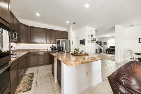 Casa en venta en Clermont, Florida, 4 dormitorios, 286.42 m2 № 2146842 - foto 4