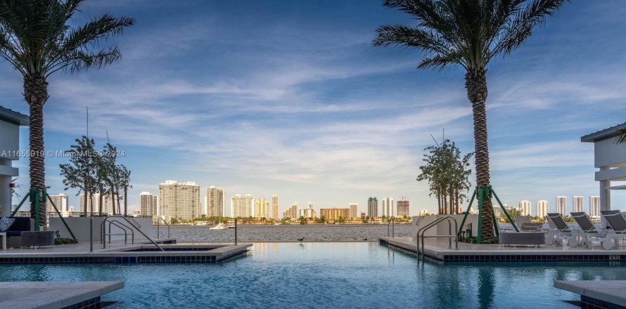 Condo à North Miami Beach, Floride, 3 chambres № 1860417