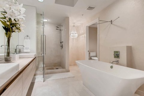 Copropriété à vendre à North Miami Beach, Floride: 3 chambres, 200.48 m2 № 1860417 - photo 22