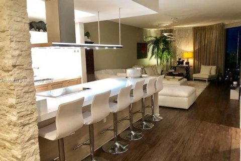 Copropriété à vendre à North Miami Beach, Floride: 3 chambres, 200.48 m2 № 1860417 - photo 5