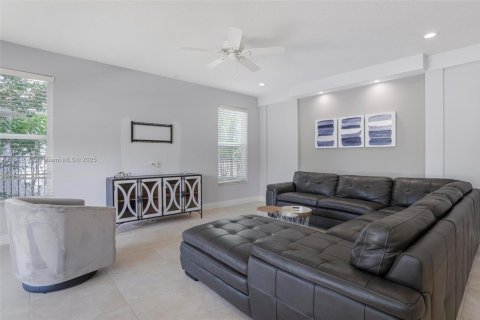 Villa ou maison à louer à Boca Raton, Floride: 5 chambres, 311.04 m2 № 1945874 - photo 15