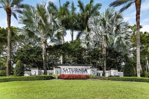 Villa ou maison à louer à Boca Raton, Floride: 5 chambres, 311.04 m2 № 1945874 - photo 2