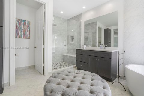 Villa ou maison à louer à Boca Raton, Floride: 5 chambres, 311.04 m2 № 1945874 - photo 30