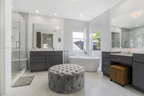 Villa ou maison à louer à Boca Raton, Floride: 5 chambres, 311.04 m2 № 1945874 - photo 29