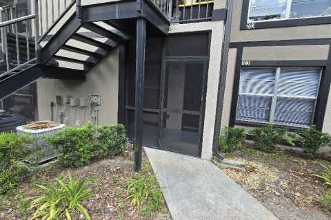 Condo in Tampa, Florida, 2 bedrooms  № 2148555 - photo 2