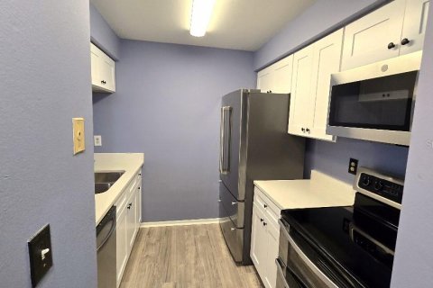 Condo in Tampa, Florida, 2 bedrooms  № 2148555 - photo 8