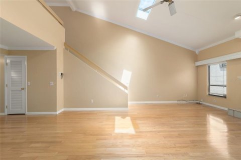 Townhouse in Ocala, Florida 3 bedrooms, 165.18 sq.m. № 2217787 - photo 24