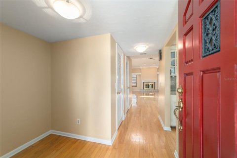Townhouse in Ocala, Florida 3 bedrooms, 165.18 sq.m. № 2217787 - photo 19