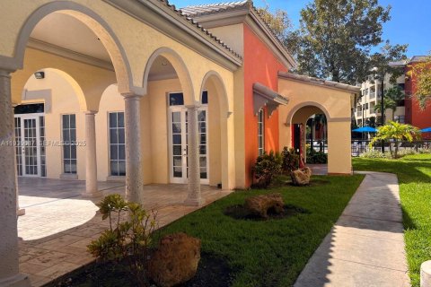 Condominio en alquiler en Doral, Florida, 1 dormitorio, 75.25 m2 № 1993717 - foto 20