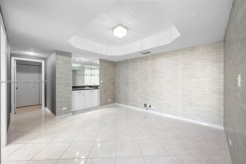 Copropriété à vendre à Aventura, Floride: 2 chambres, 150.69 m2 № 1965925 - photo 5