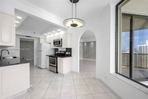 Copropriété à vendre à Aventura, Floride: 2 chambres, 150.69 m2 № 1965925 - photo 10