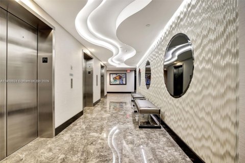 Copropriété à vendre à Aventura, Floride: 2 chambres, 150.69 m2 № 1965925 - photo 2