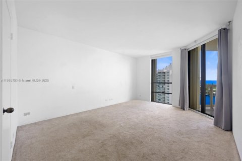 Copropriété à vendre à Aventura, Floride: 2 chambres, 150.69 m2 № 1965925 - photo 14